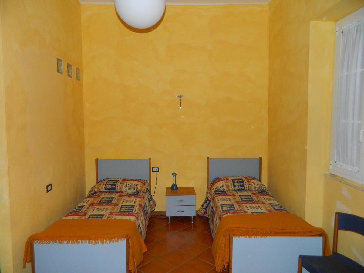 Casa Del Pellegrino Villa Ceranesi Phòng bức ảnh